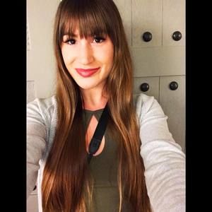 Meet your Posher, Brooke